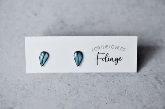 Scindapsus Treubii Moonlight Stud Earrings | Leaf Earrings