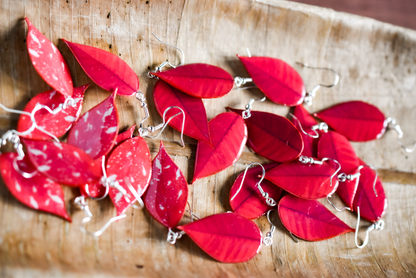Holiday Speckled Poinsettia Plant Earrings | Leaf Earrings | Red Earrings