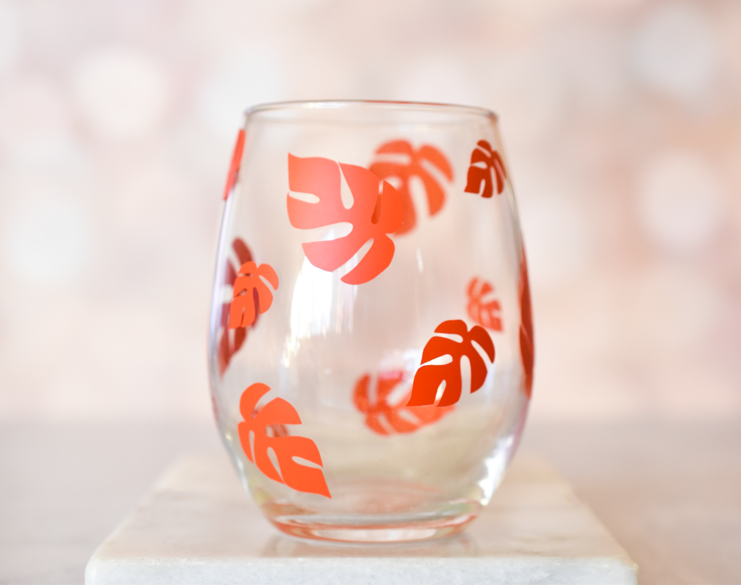 Mini Monstera Leaf 15oz Stemless Wine Glass