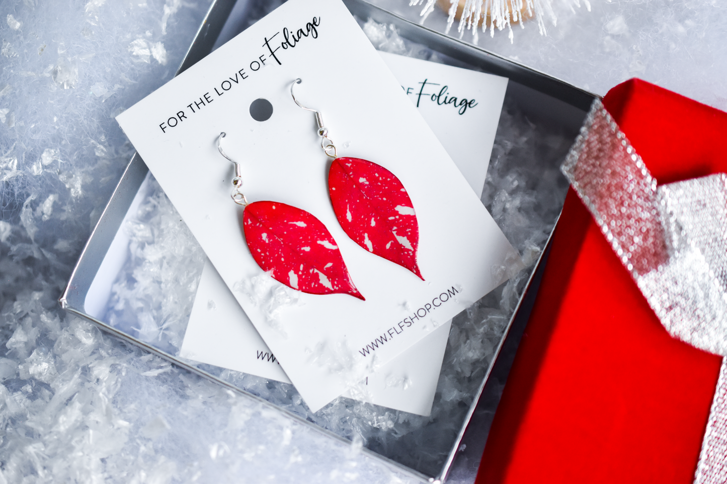 Holiday Speckled Poinsettia Plant Earrings | Leaf Earrings | Red Earrings